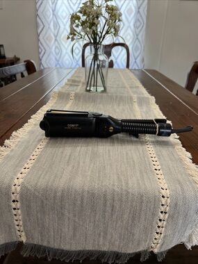 CONAIR: Ceramic Technology CS19 Hair Straightener 2 Inches Flat Iron Turbo(Used)